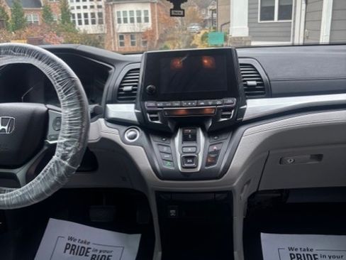 Used 2020 Honda Odyssey EX-L image 9