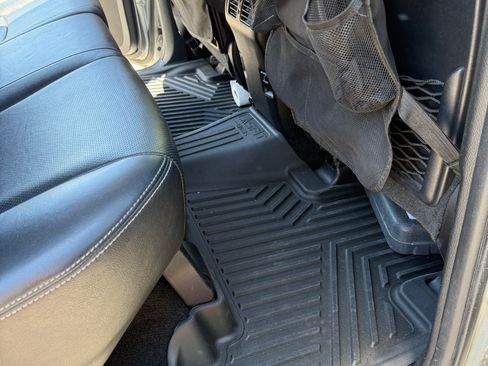 Used 2016 Toyota 4Runner Limited AWD/4WD image 12