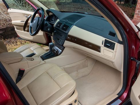 Used 2009 BMW X3 3.0i image 2