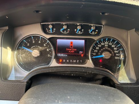 Used 2014 Ford F150 Platinum image 8