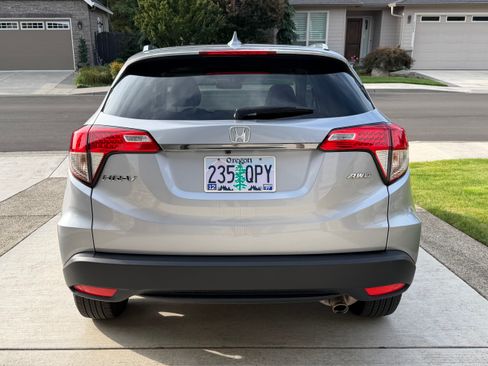 Used 2022 Honda HR-V EX image 5