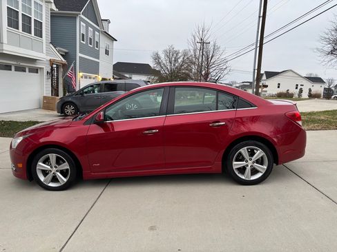 Used 2013 Chevrolet Cruze LT w/ RS Package image 4
