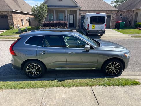 Used 2018 Volvo XC60 T5 Inscription w/ Luxury Seat Package image 4