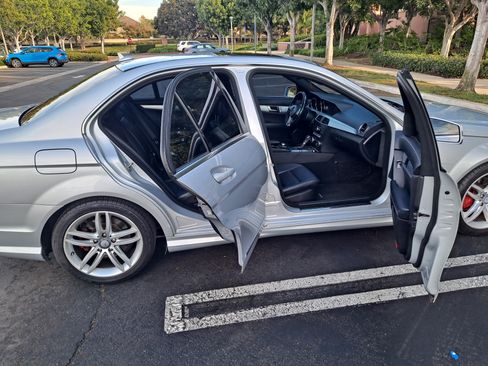 Used 2012 Mercedes-Benz C 250 Sedan image 13