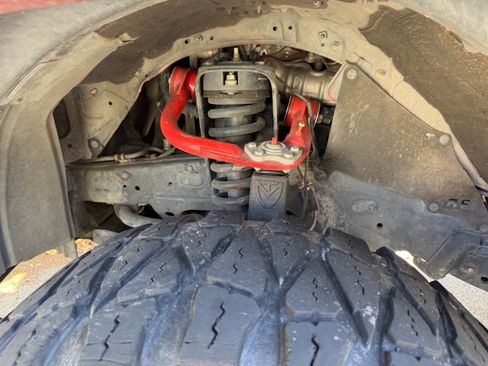 Used 2018 Toyota 4Runner Limited image 11