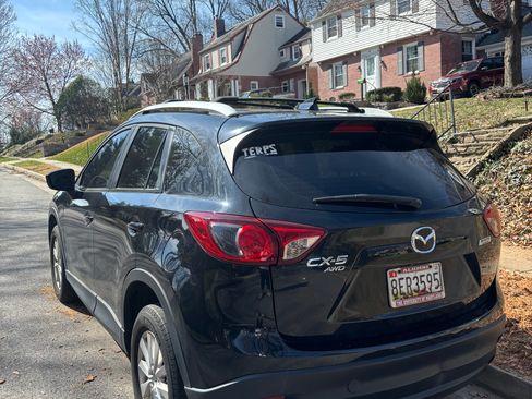Used 2016 MAZDA CX-5 Sport image 2