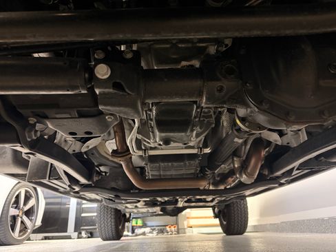 Used 2024 Jeep Wrangler Unlimited Sahara w/ Technology Group image 14