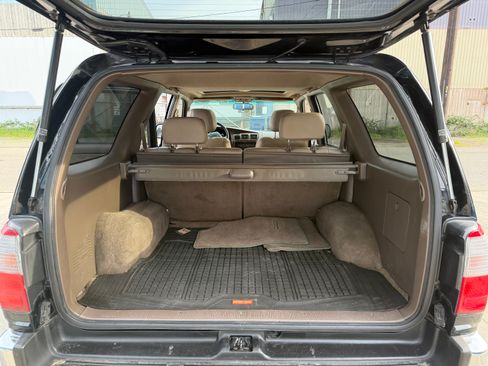 Used 1996 Toyota 4Runner Limited AWD/4WD image 9