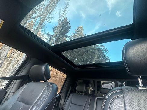 Used 2018 Ford F150 Lariat w/ Equipment Group 502A Luxury image 12