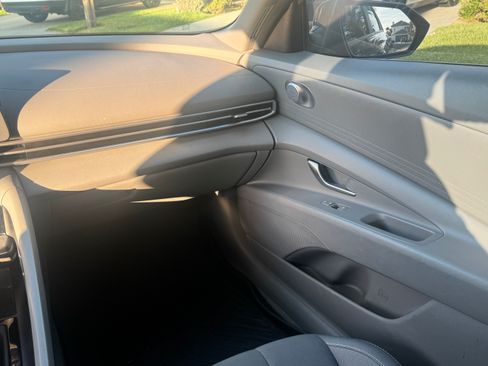 Used 2022 Hyundai Elantra SEL w/ Cargo Package FWD image 12