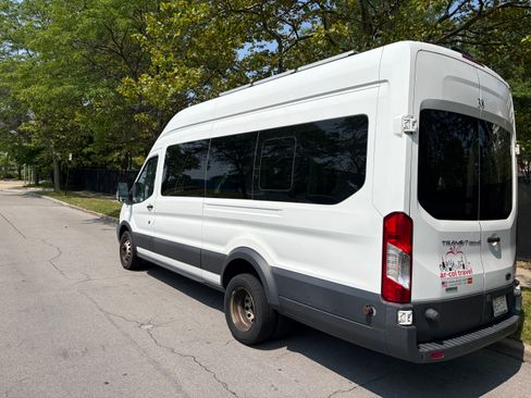 Used 2017 Ford Transit 350 XL RWD image 2