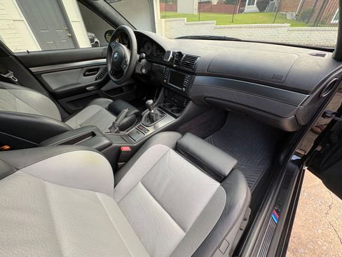Used 2002 BMW M5 RWD image 19