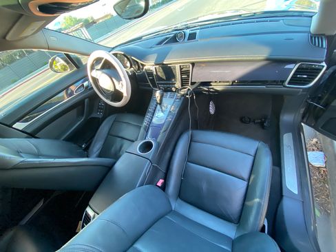 Used 2013 Porsche Panamera S image 5