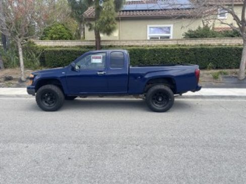 Used 2011 Chevrolet Colorado LT w/ Power Convenience Package AWD/4WD image 1