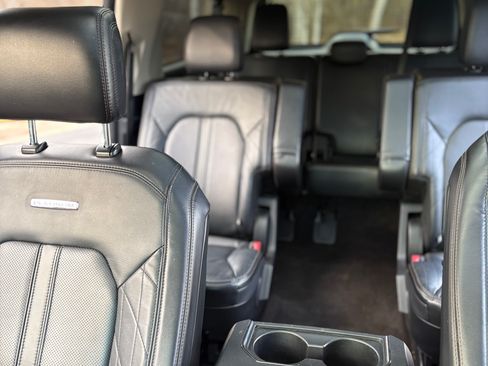 Used 2020 Ford Expedition Max Platinum image 13
