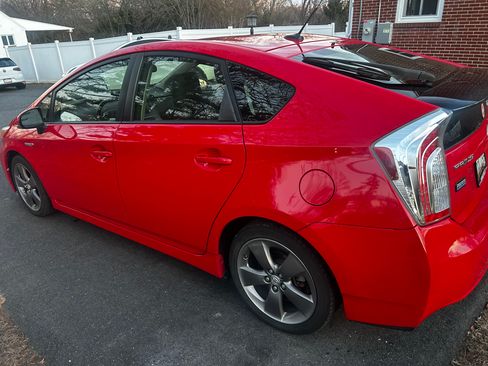 Used 2015 Toyota Prius Persona Series image 8