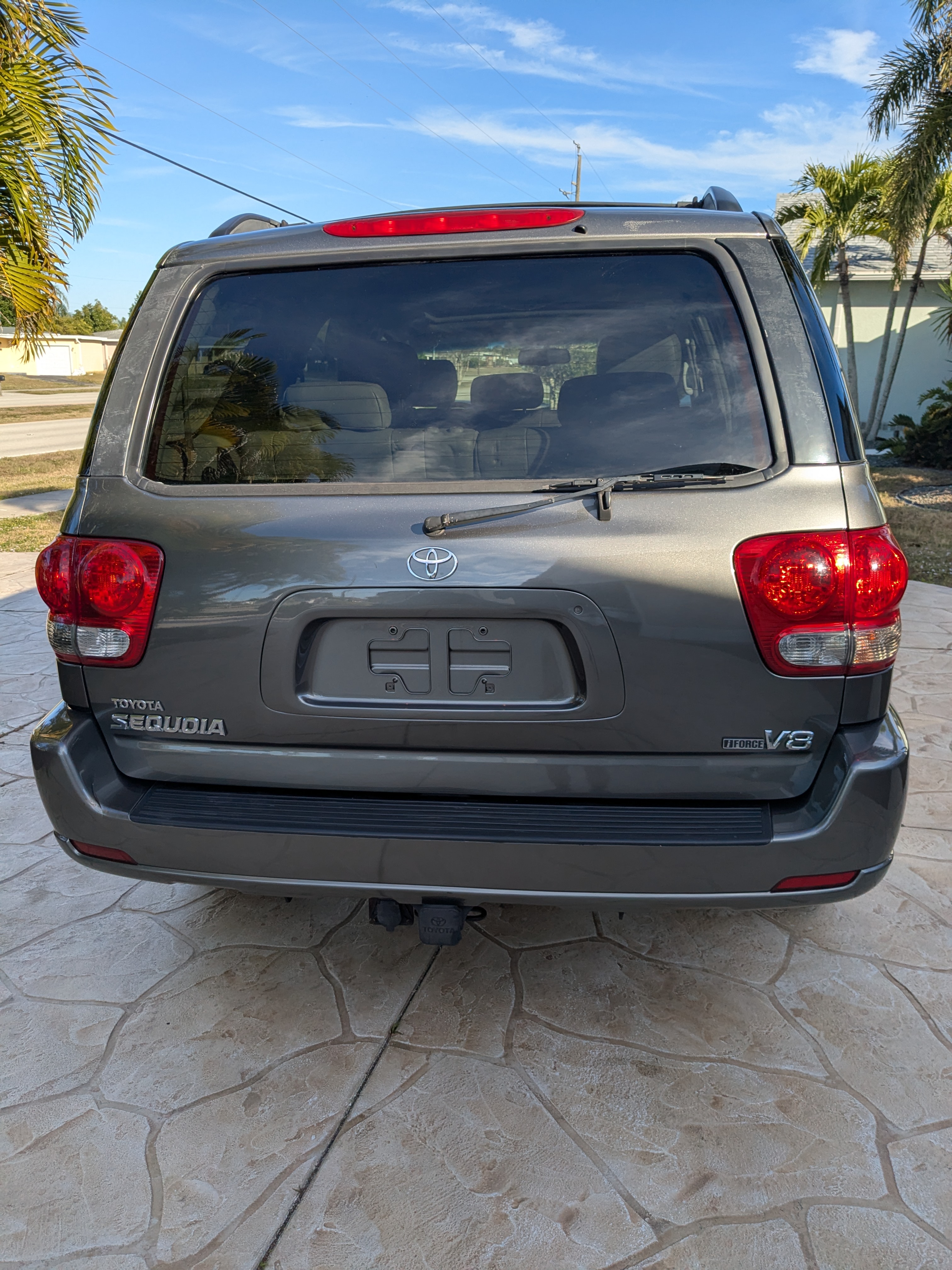 Used 2007 Toyota Sequoia Limited RWD image 15