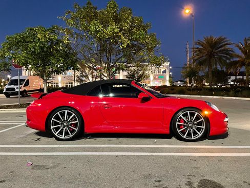 Used 2012 Porsche 911 Carrera S image 2