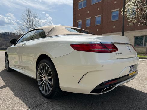 Used 2017 Mercedes-Benz S 550 Cabriolet image 5