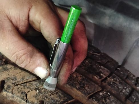 Used 2017 Ford Explorer Limited image 8