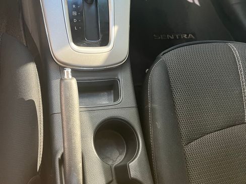 Used 2014 Nissan Sentra S FWD image 14