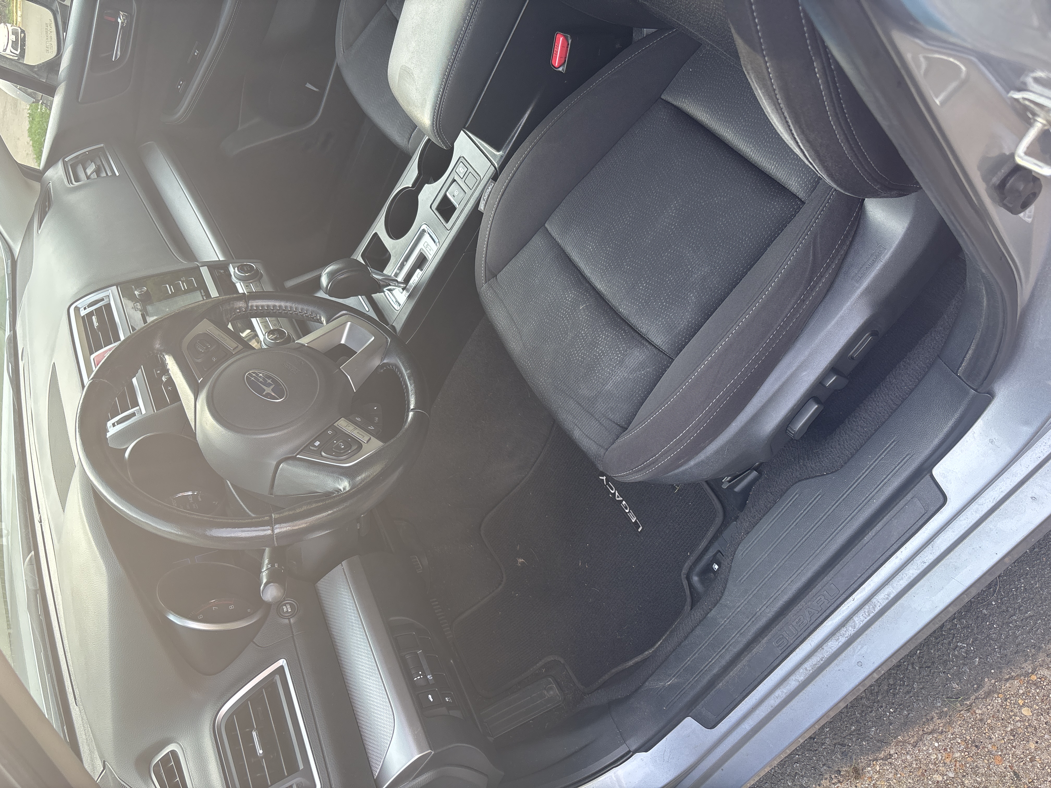 Used 2015 Subaru Legacy 2.5i Premium AWD/4WD image 12