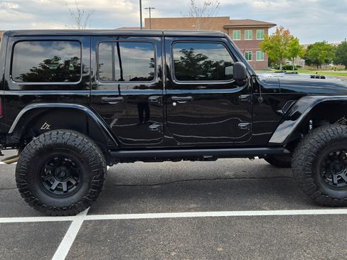 Used 2022 Jeep Wrangler Unlimited Rubicon 392 w/ Trailer Tow Package image 10