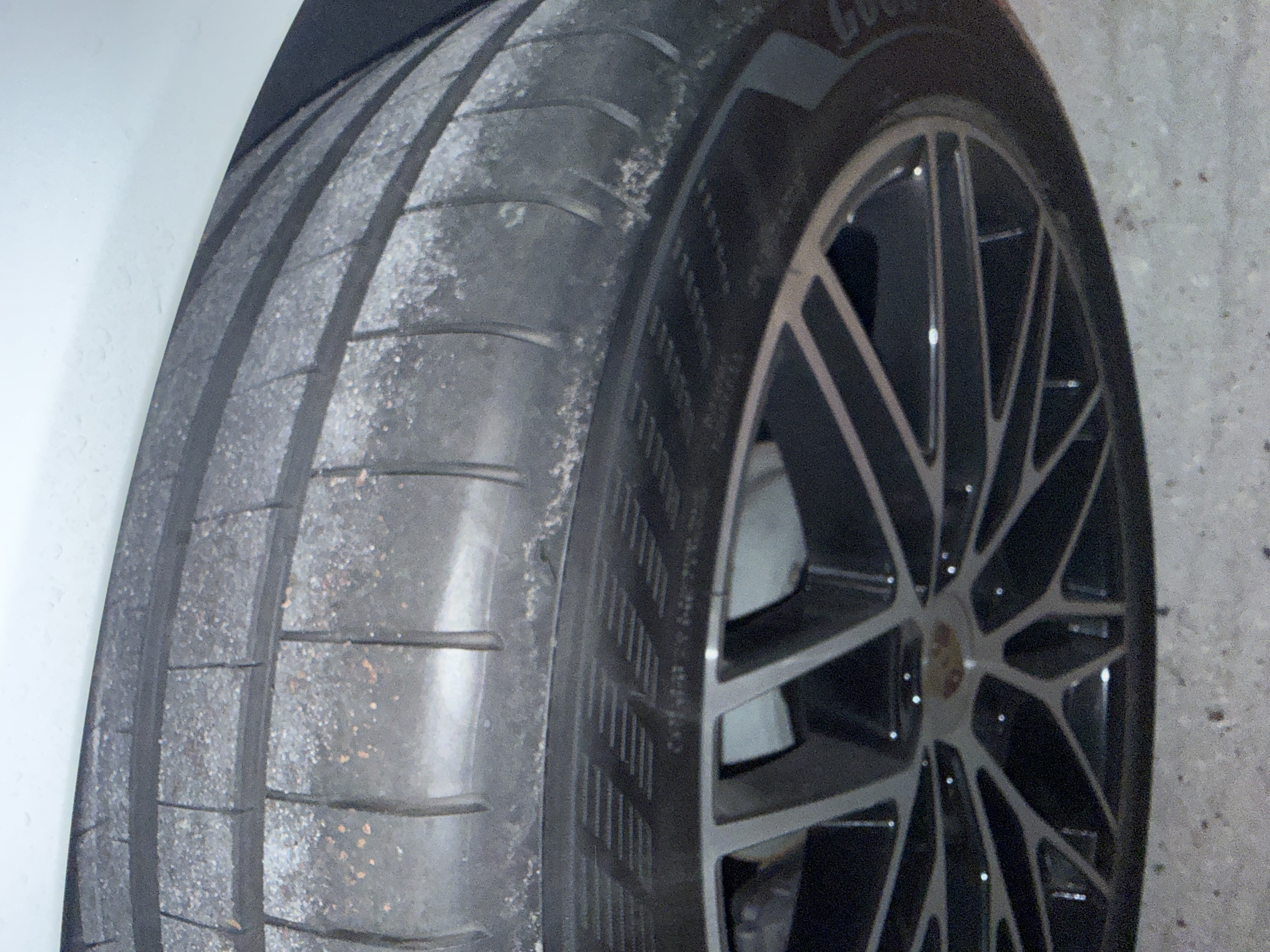 Used 2024 Porsche Cayenne AWD/4WD image 19
