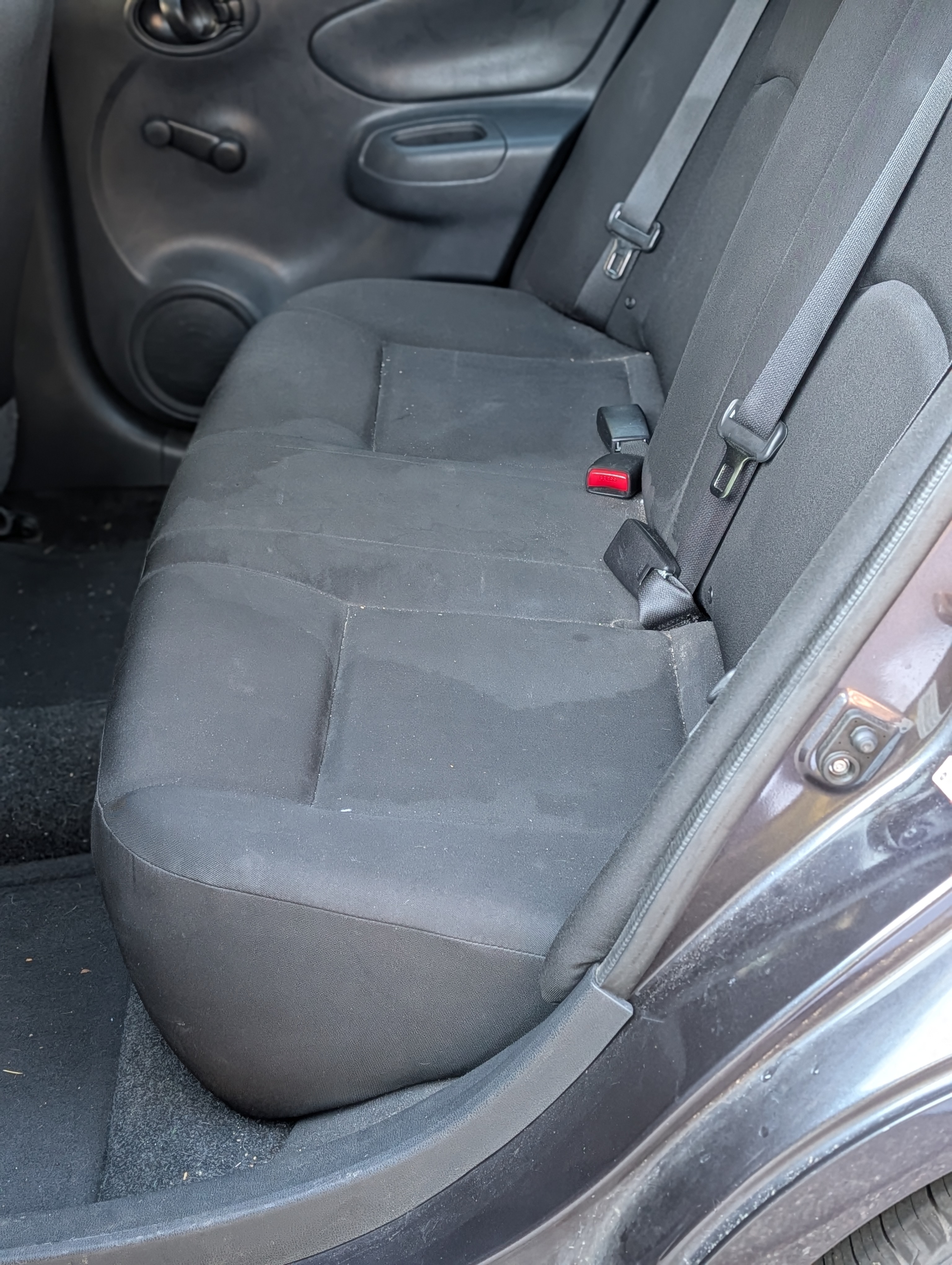 Used 2015 Nissan Versa S Plus FWD image 10