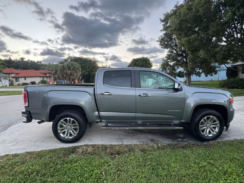Used 2018 GMC Canyon SLT w/ Driver Alert Package AWD/4WD image 10