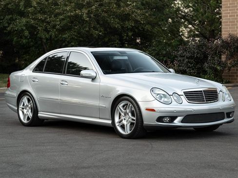 Used 2004 Mercedes-Benz E 55 AMG Sedan image 6