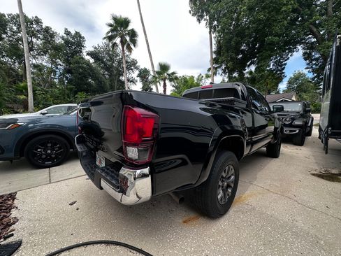 Used 2023 Toyota Tacoma SR5 image 8