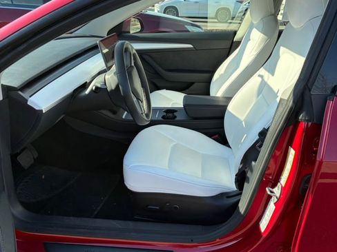Used 2022 Tesla Model 3 image 6