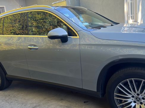 Used 2025 Mercedes-Benz GLC 300 image 2
