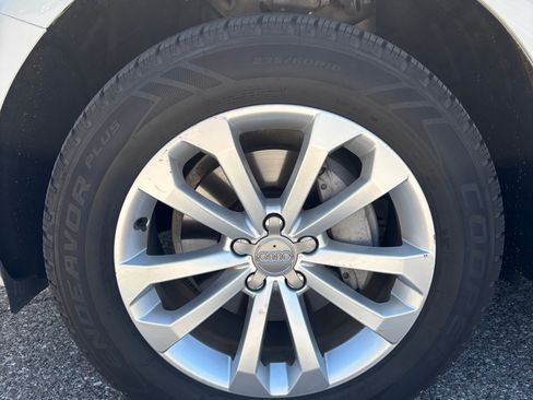 Used 2016 Audi Q5 2.0T Premium image 11