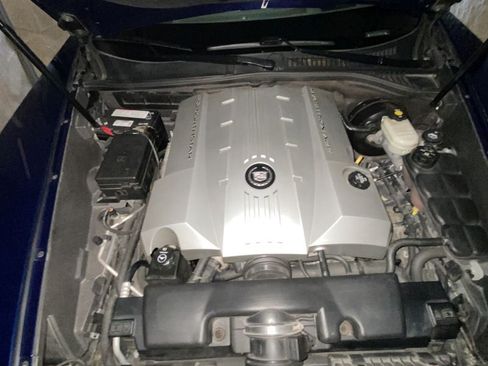 Used 2004 Cadillac XLR RWD image 9