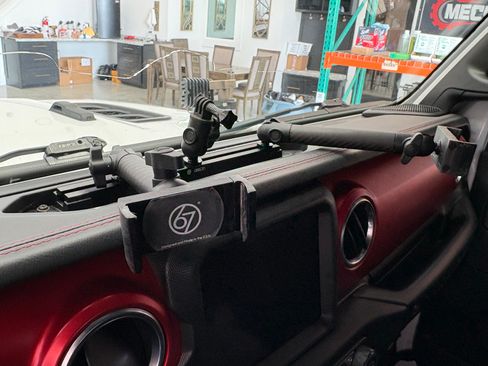 Used 2021 Jeep Wrangler Unlimited Rubicon image 14