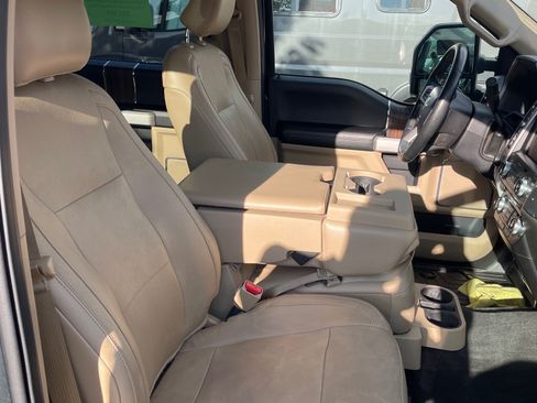 Used 2015 Ford F150 Lariat w/ Equipment Group 501A Mid image 5