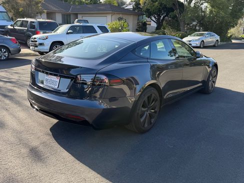 Used 2023 Tesla Model S Standard Range image 6