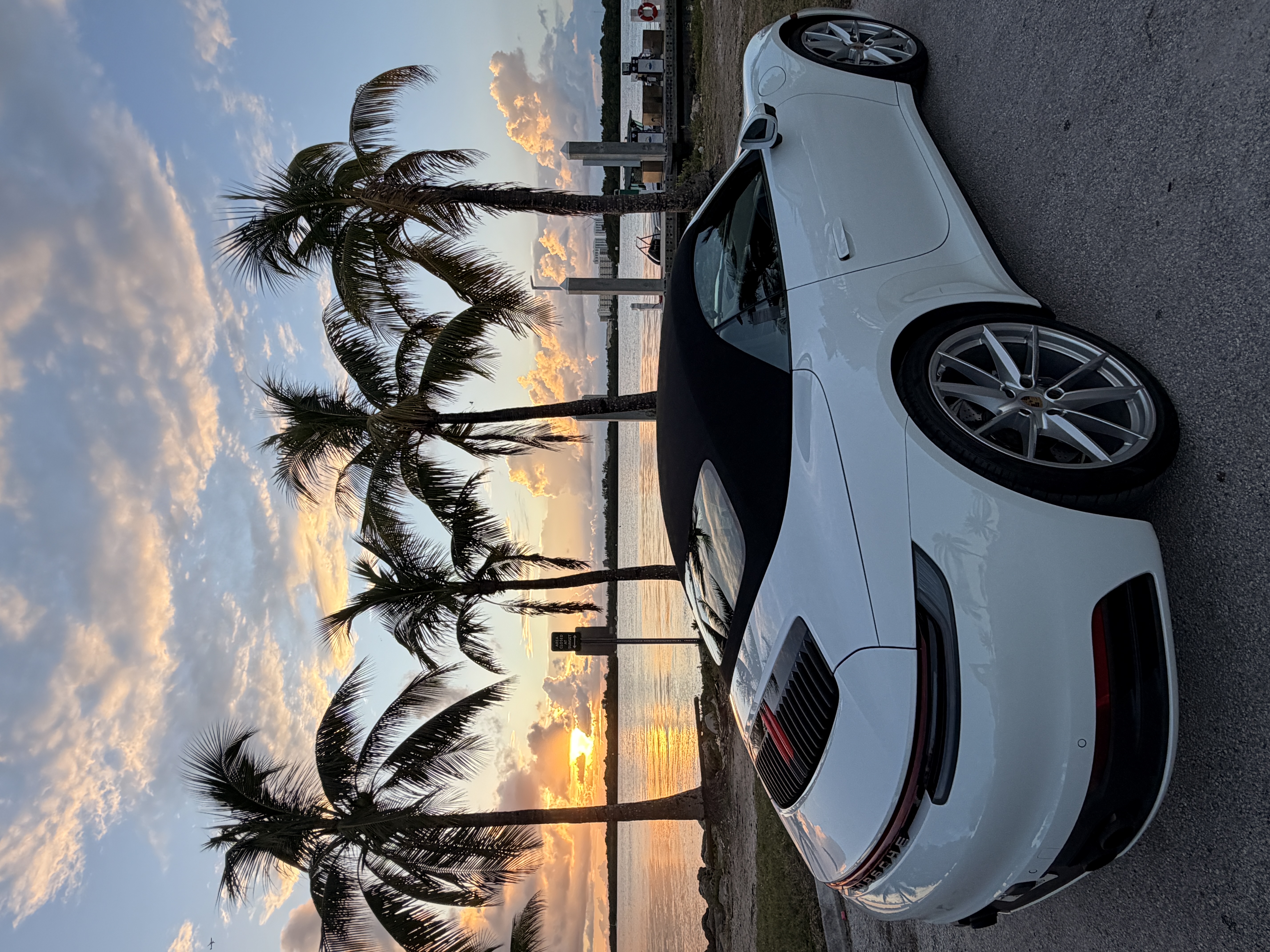 Used 2022 Porsche 911 Carrera image 9