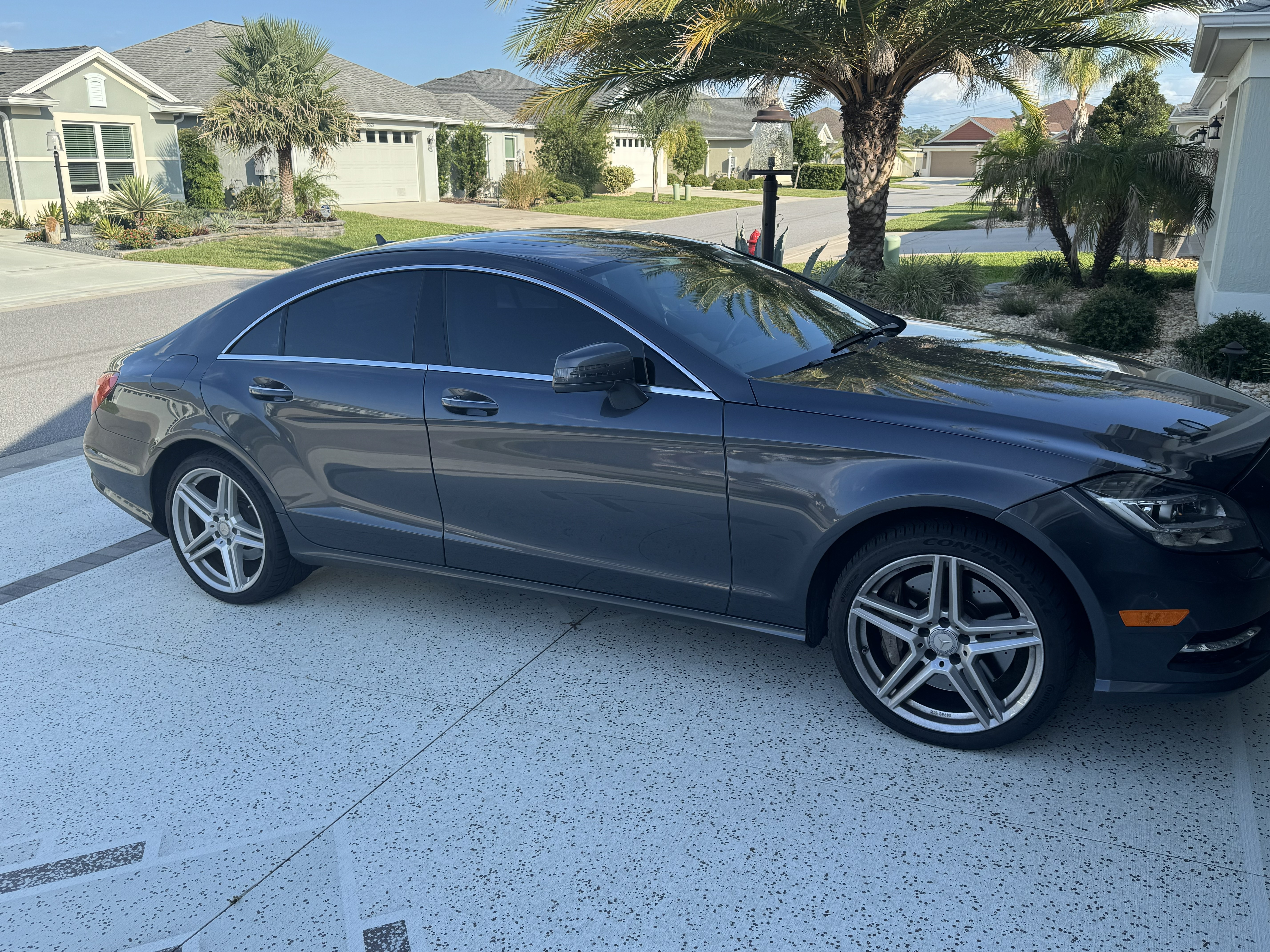 Used 2014 Mercedes-Benz CLS 550 4MATIC image 2