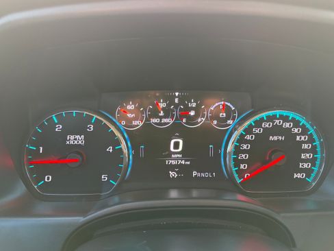 Used 2017 GMC Sierra 2500 Denali w/ Duramax Plus Package image 20