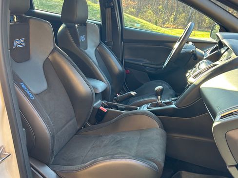 Used 2017 Ford Focus RS image 14