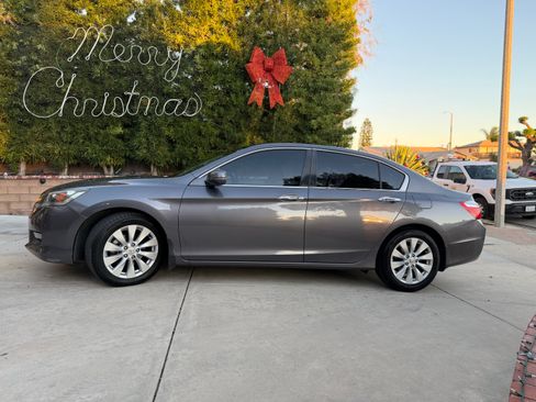 Used 2015 Honda Accord EX-L image 9