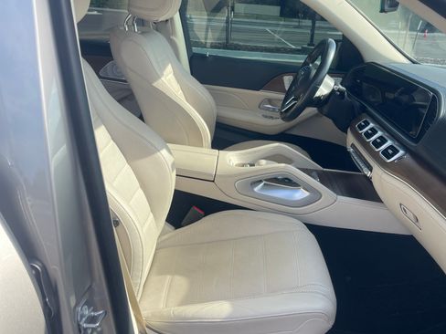 Used 2021 Mercedes-Benz GLE 580 4MATIC image 8
