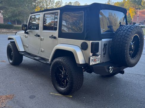 Used 2008 Jeep Wrangler Unlimited Sahara w/ Trailer Tow Group image 6