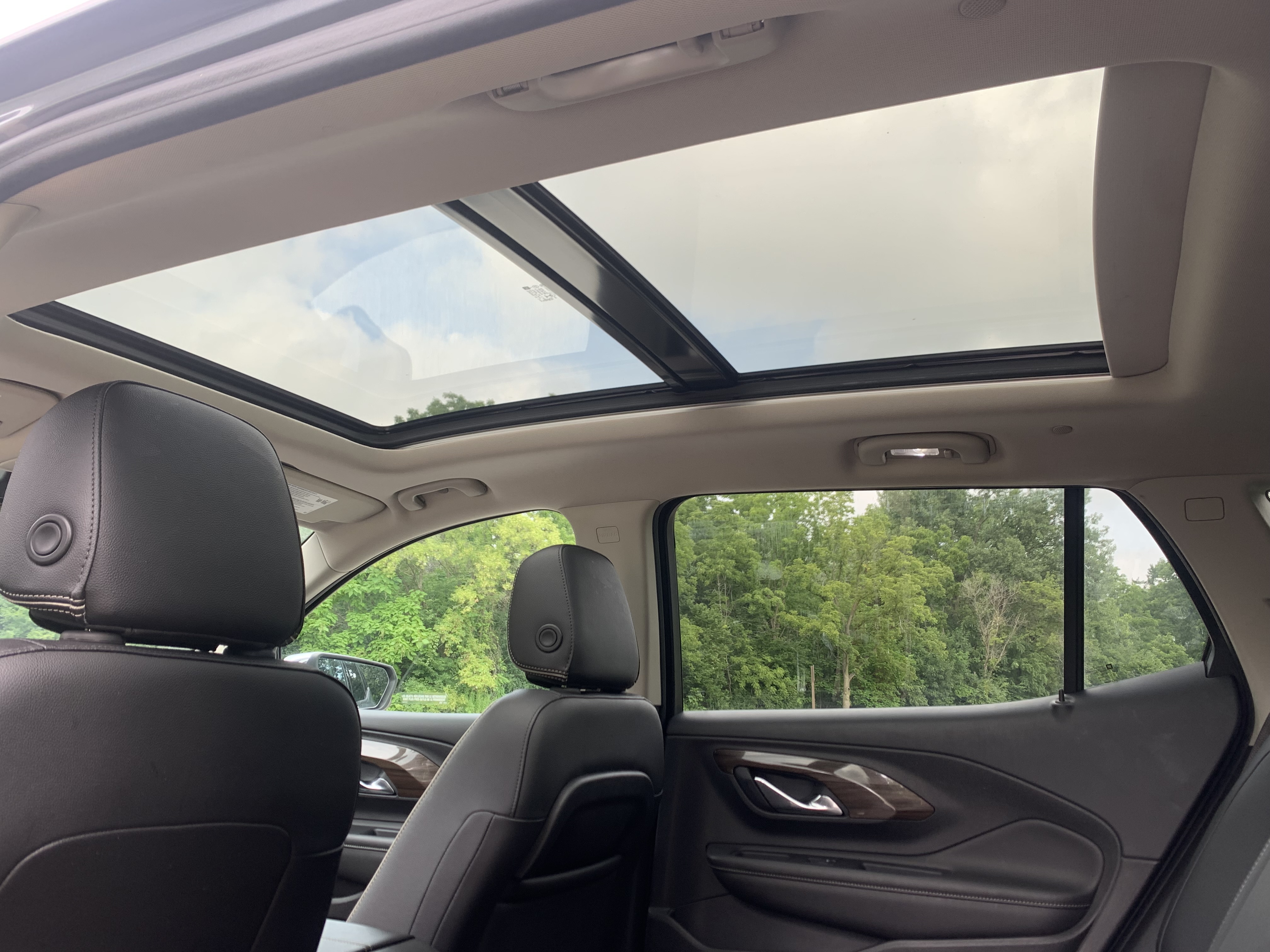 Used 2019 GMC Terrain Denali w/ GMC Pro Grade Package AWD/4WD image 29
