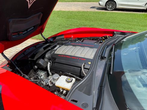 Used 2019 Chevrolet Corvette Grand Sport w/ Z07 Performance Package RWD image 13
