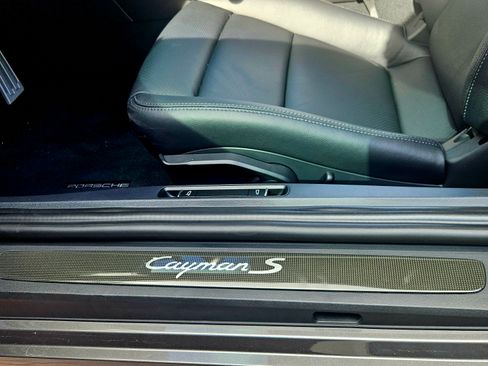 Used 2023 Porsche 718 Cayman S image 26
