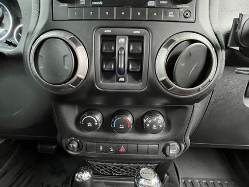 Used 2011 Jeep Wrangler Unlimited Sport w/ Dual Top Group image 5
